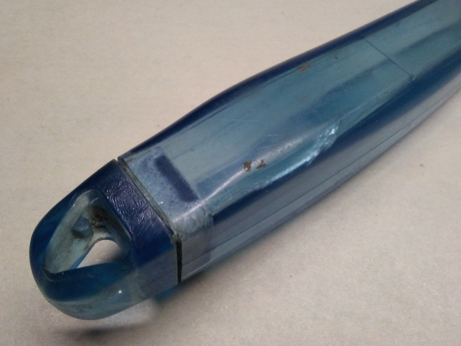 Vintage Ergo Flex plastic ice scraper