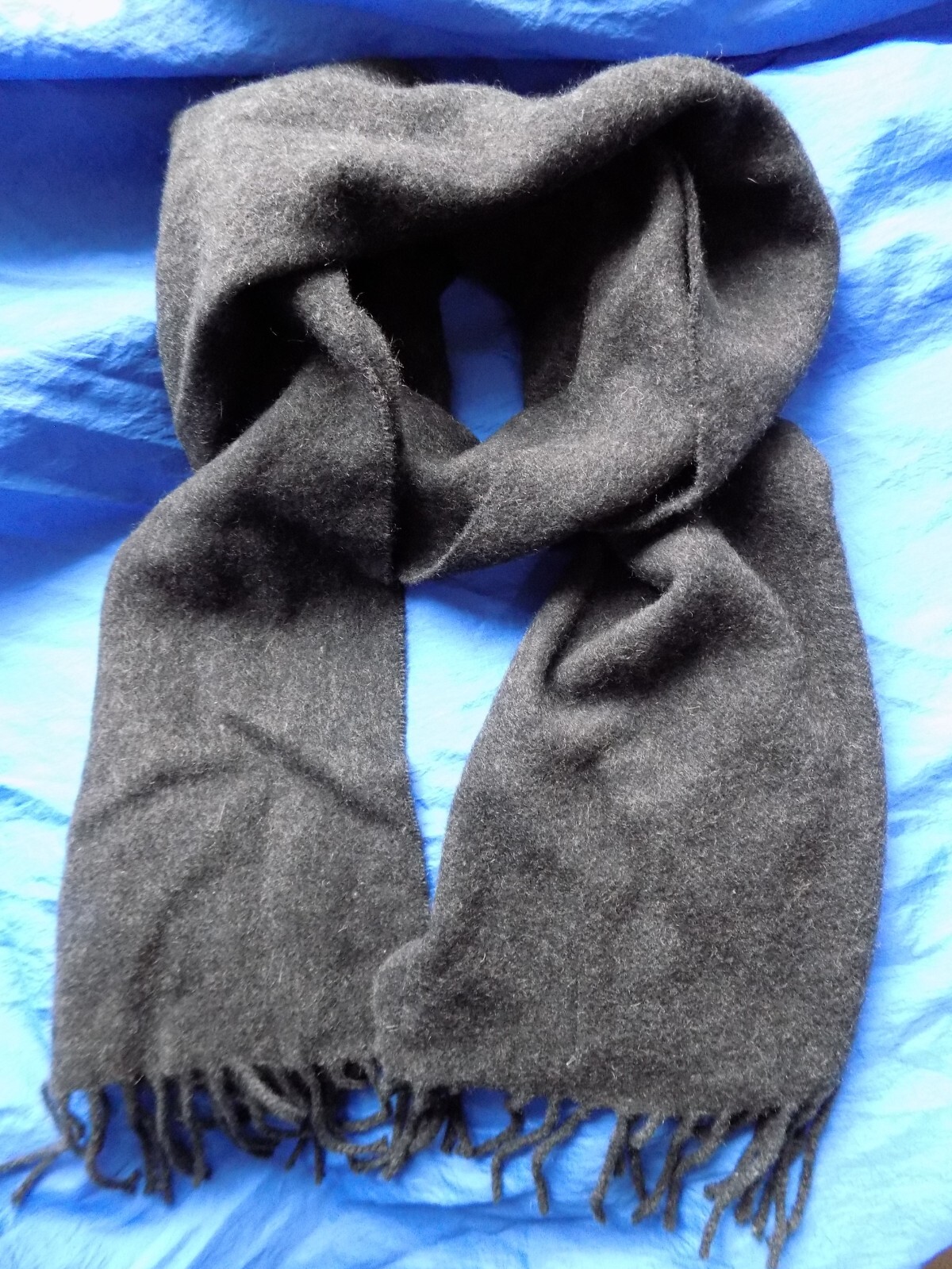 PURE CASHMERE Uni-Sex Scarf 68" w/ 3" Fringe Charcoal Black  Made in Italy