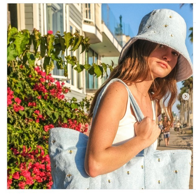 JOCELYN French Terry reversible packable bees women's bucket hat - BLUE / WHITE~