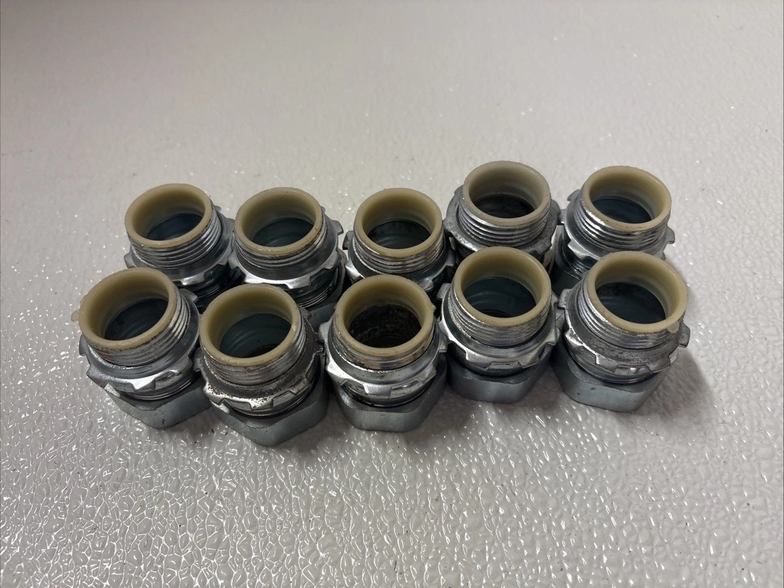 Lot Of 10 RACO 1" Insulated Throat EMT Fitting Compression Connector Zinc