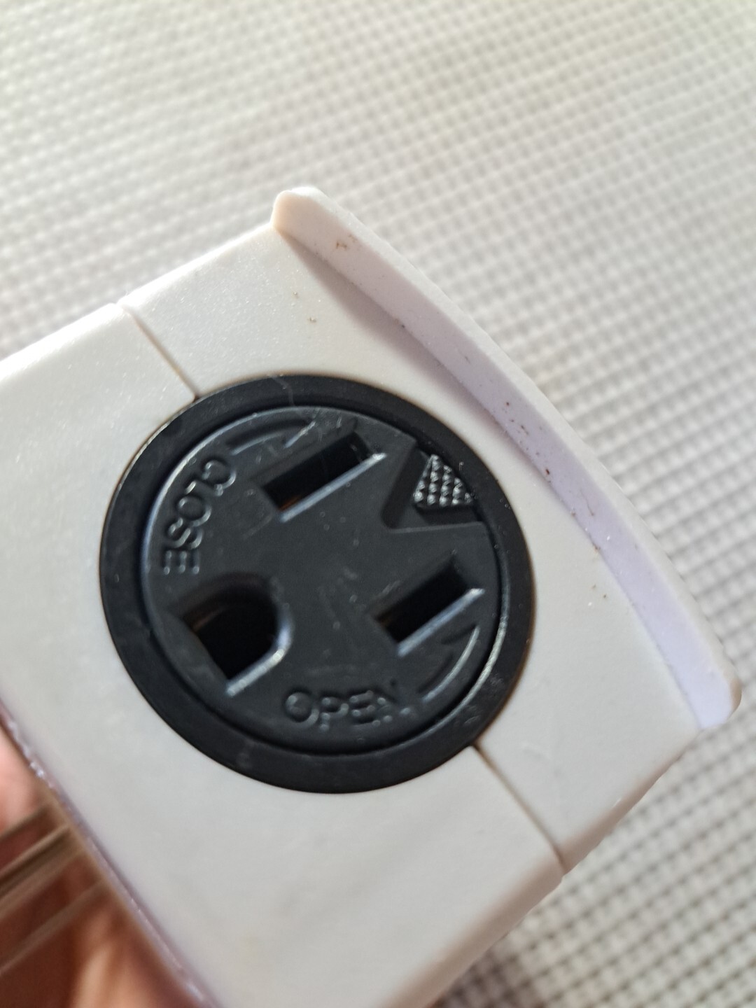 2- Electric Wireless Indoor Outlet RC015 Channel 1 & 3