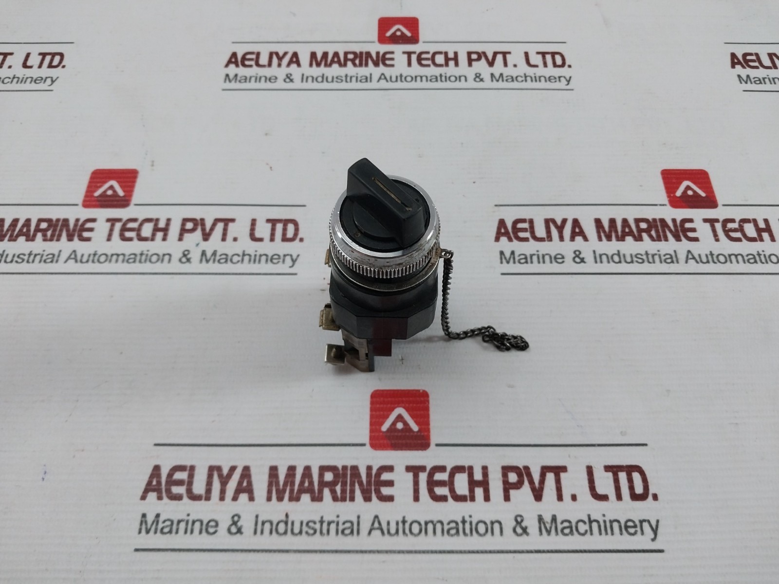 YOSHIDA YBN30-S1 Selector Switch