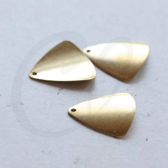 20 Pieces Raw Brass Curved Fan Charm - 20x20mm (3769C)
