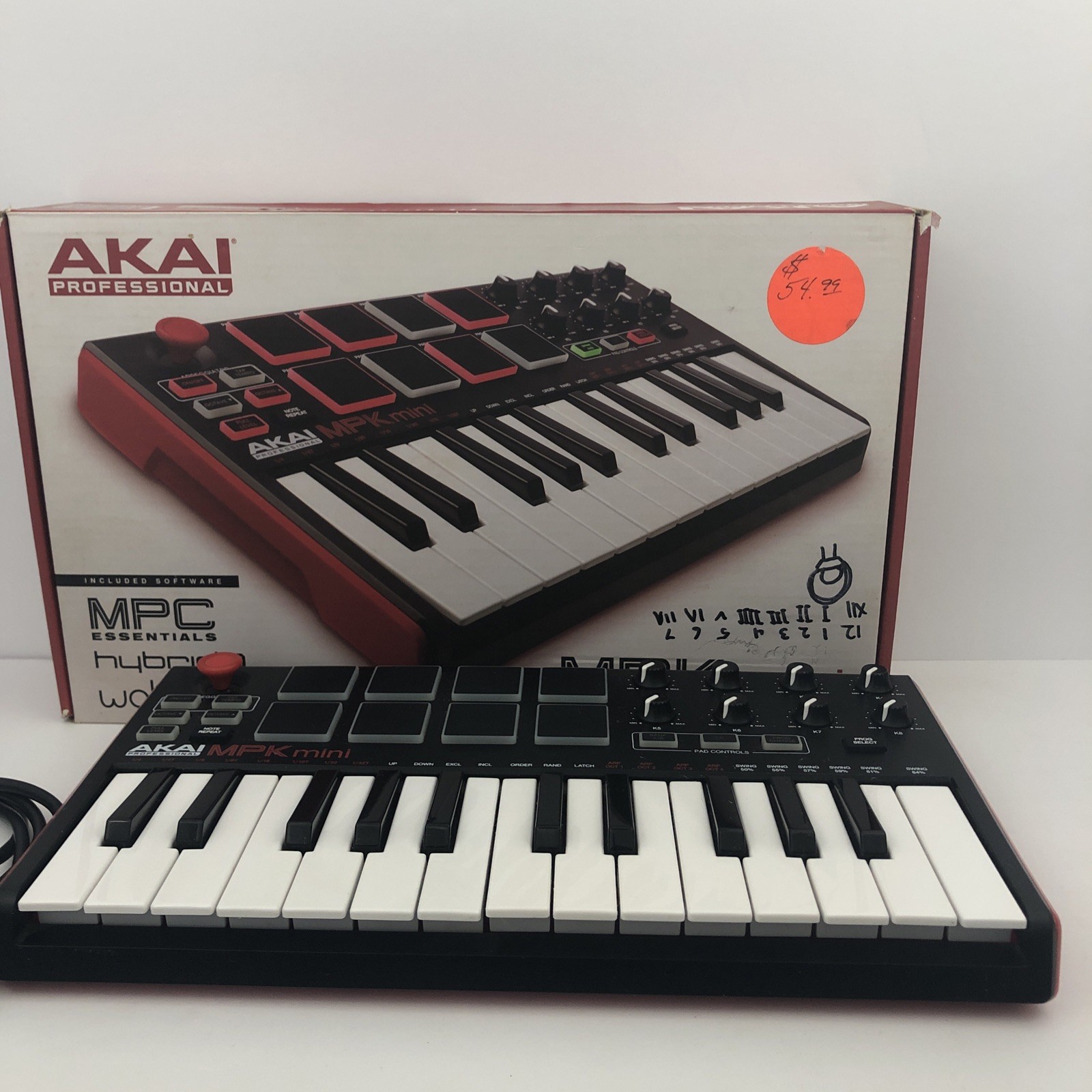 Akai Pro MPC Mini MKII 25 Key USB MIDI Keyboard Controller w/ 8 Drum Pads