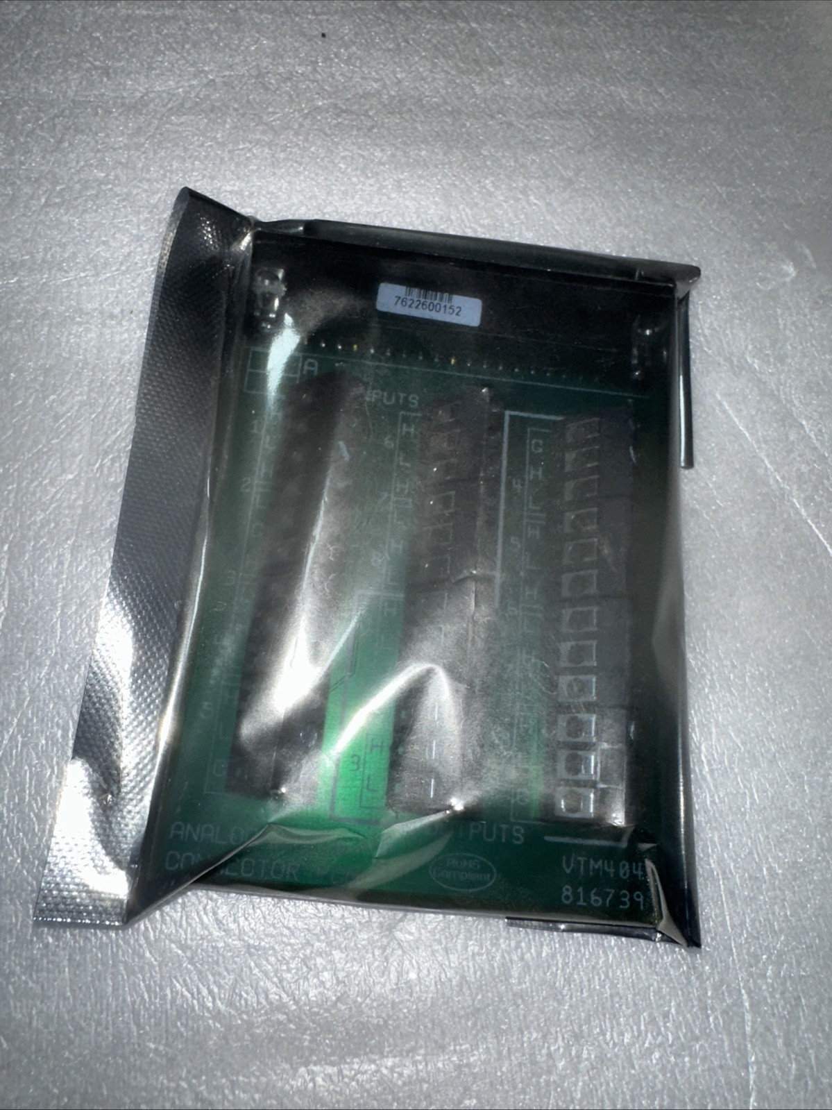 Vector VTM404 Connector Analog Audio
