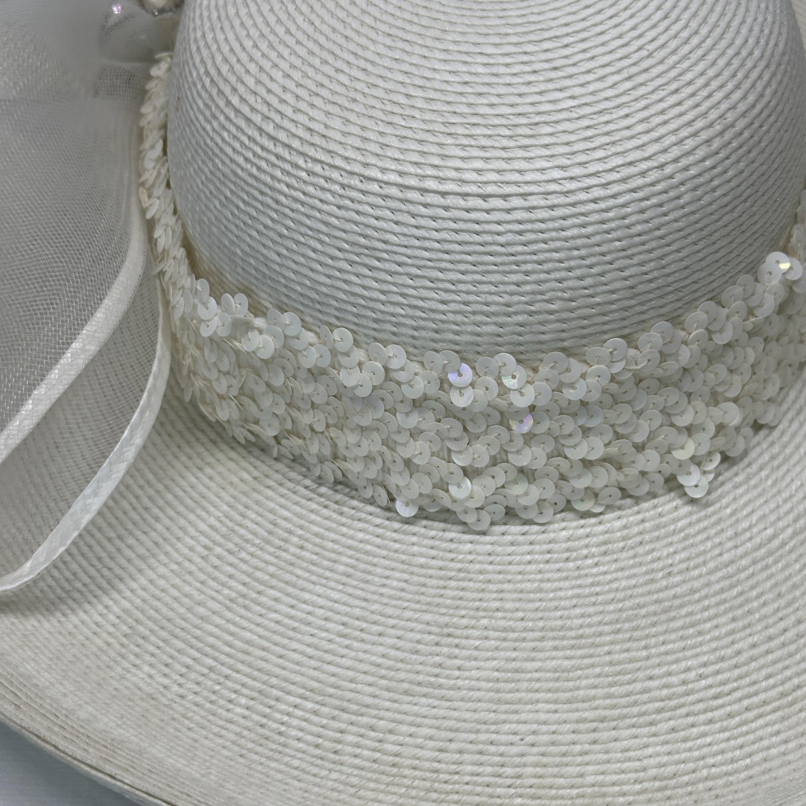 Vintage Jay Dee Hat Sun Womens One Size White Straw Wide Brim Sequin Bow USA