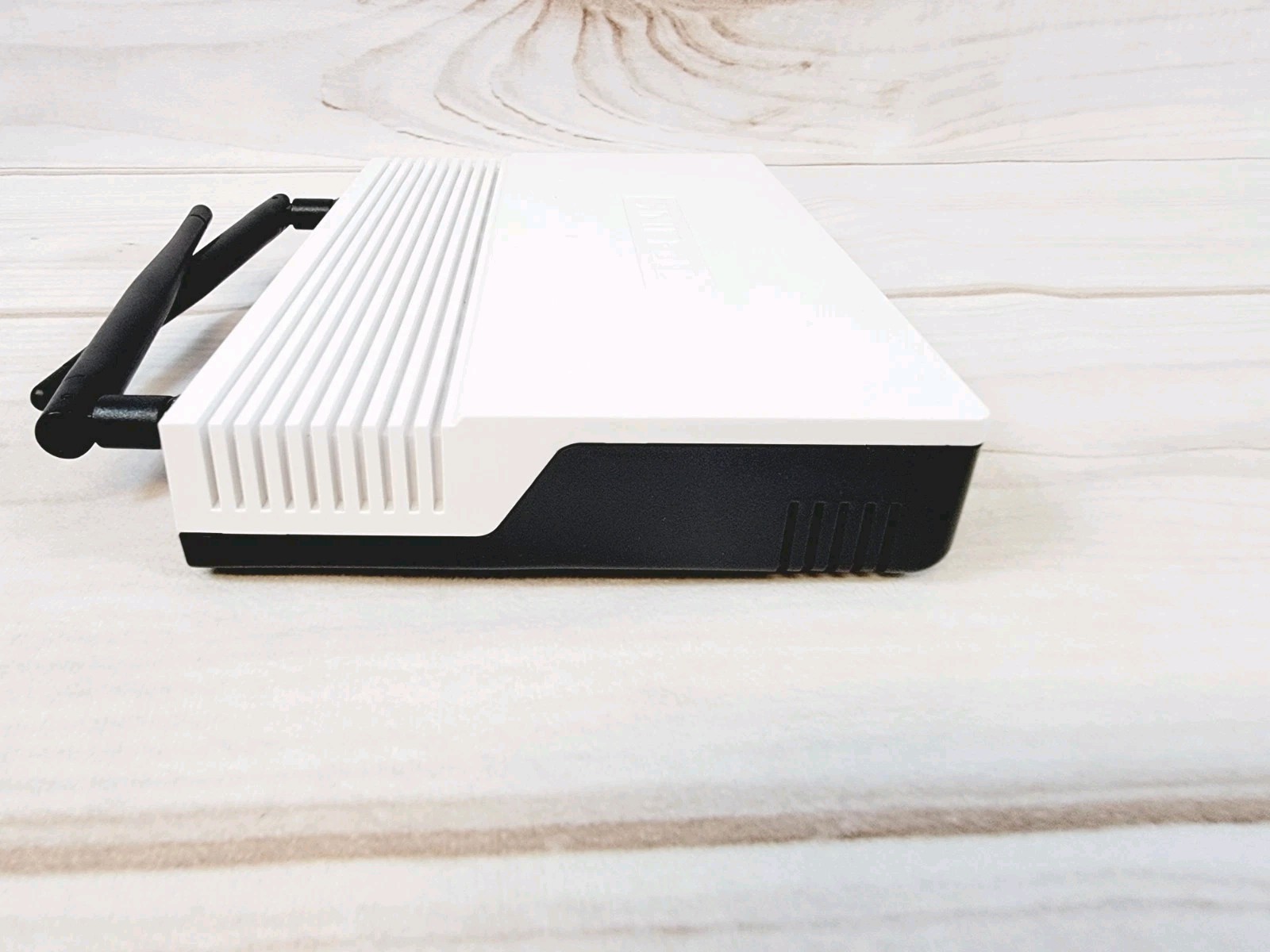 TP Link WiFi Wireless N Access Point TL-WA801ND 300Mbps Tested