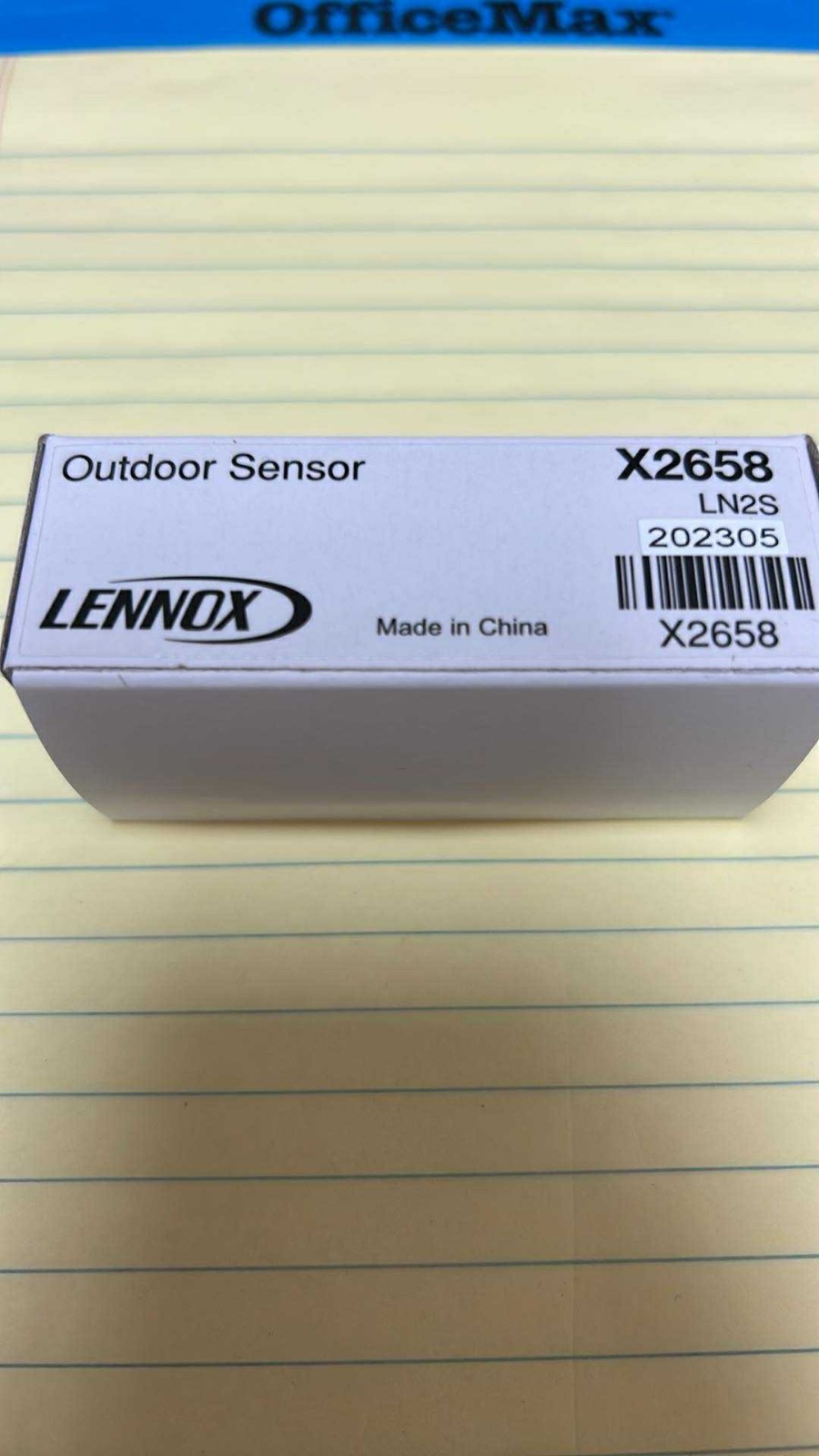Lennox X2658, Remote Outdoor Temperature Sensor for Communicating Thermostat