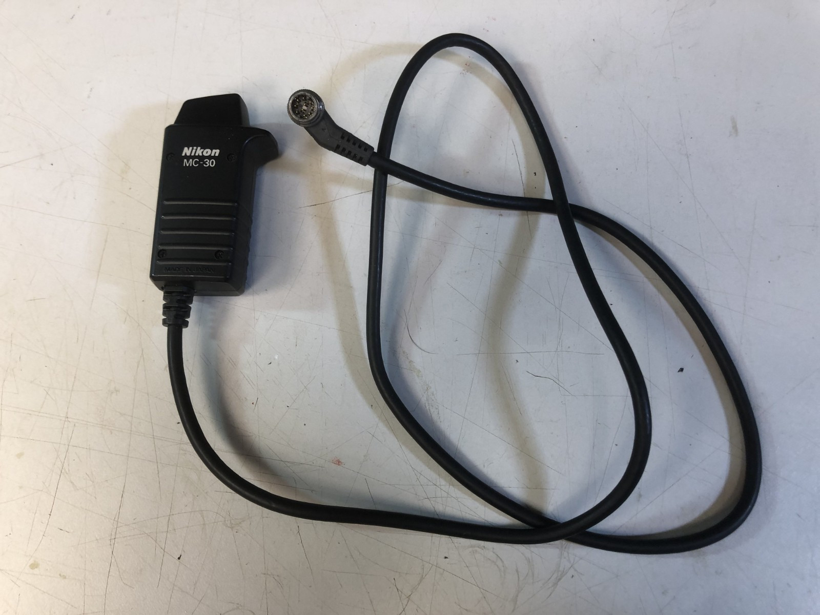 Nikon MC-30 remote shutter - trigger release with lock - USA Seller