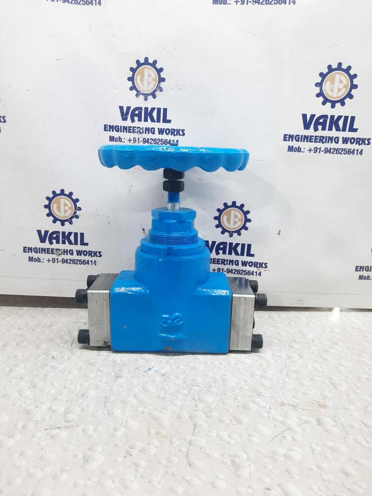 STOP VALVE NEW OPEN BOX Size :- 32mm