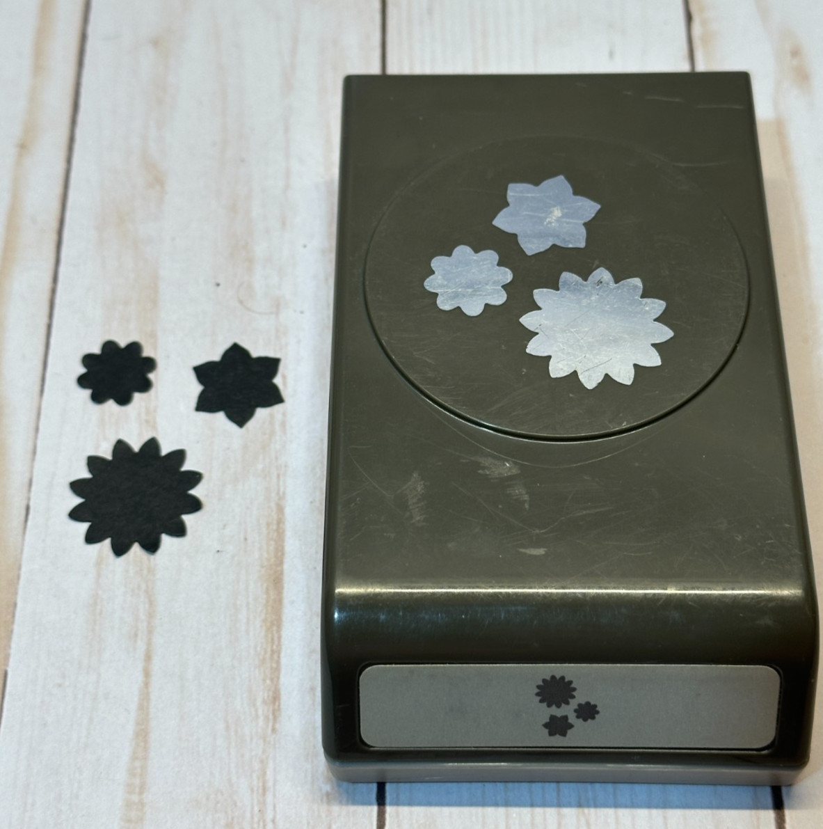 Stampin Up! Extra Large BOHO BLOSSOMS ~ Locking Punch ~ Flowers