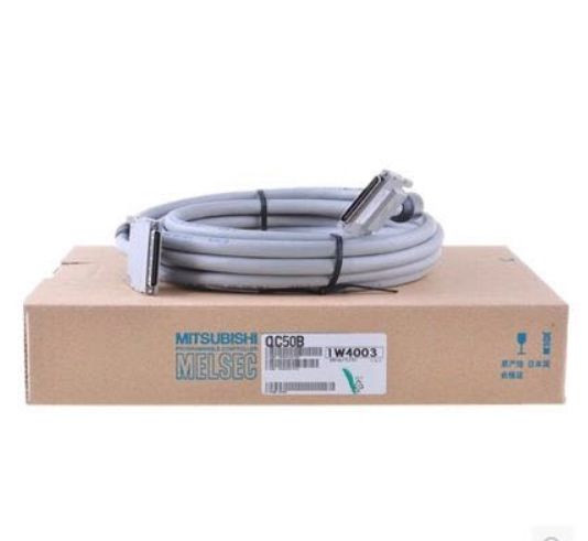 1pcs new Mitsubishi extension cable QC05B new in box