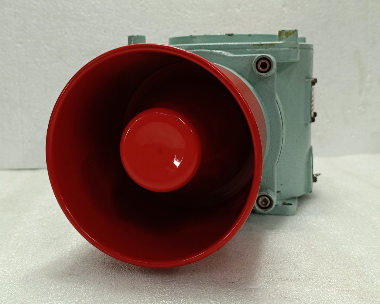 QLIGHT SPNA-WS 60Hz 220V Explosion Proof Horn 118dB New Surplus