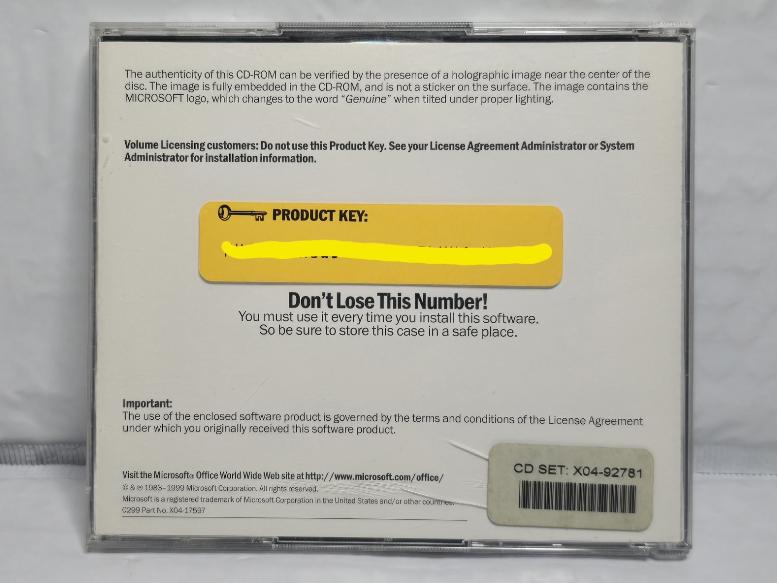 Microsoft Office 2000 Professional 2 CD-ROM Set - Not for Retail or OEM