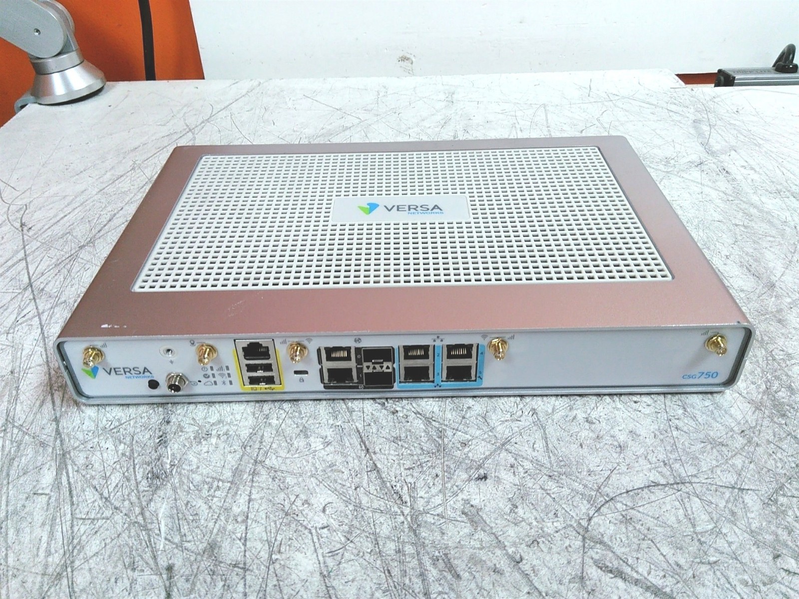 Power Tested Only Versa Network CSG750-2LA Gateway Appliance No PSU See DESC