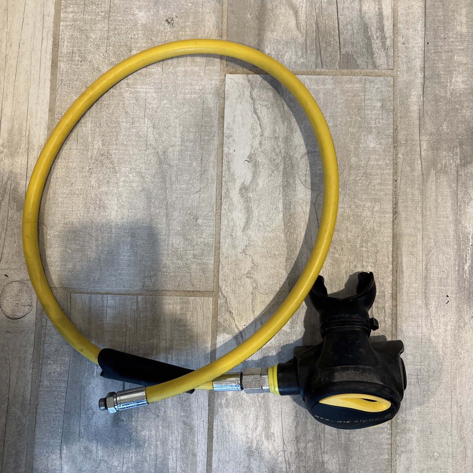 Oceanic Alpha 8 Octopus Regulator