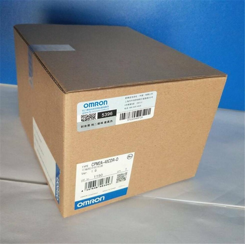 Omron CPM2A-40CDR-D Programmable Controller Module New in box