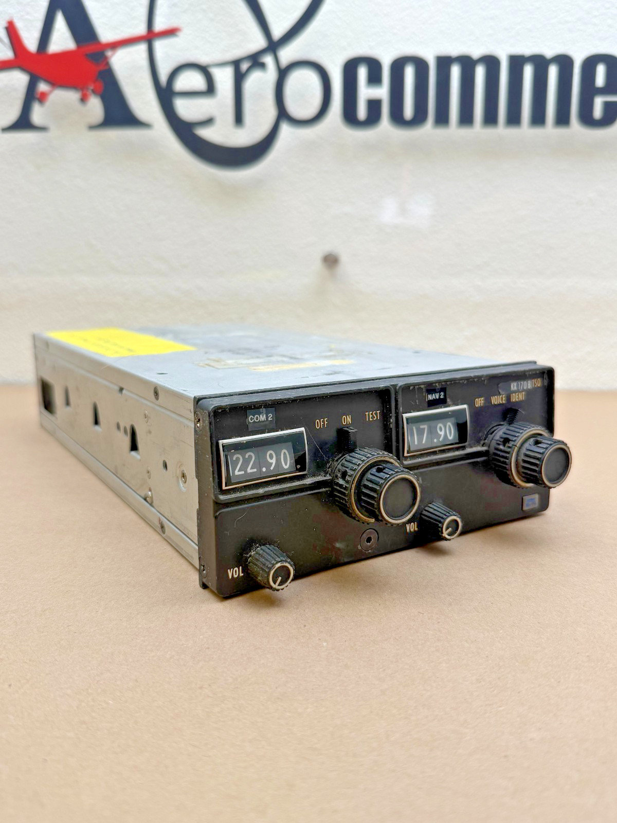 King Radio Nav/Comm System P/N: 069-1020-00 (0000A)