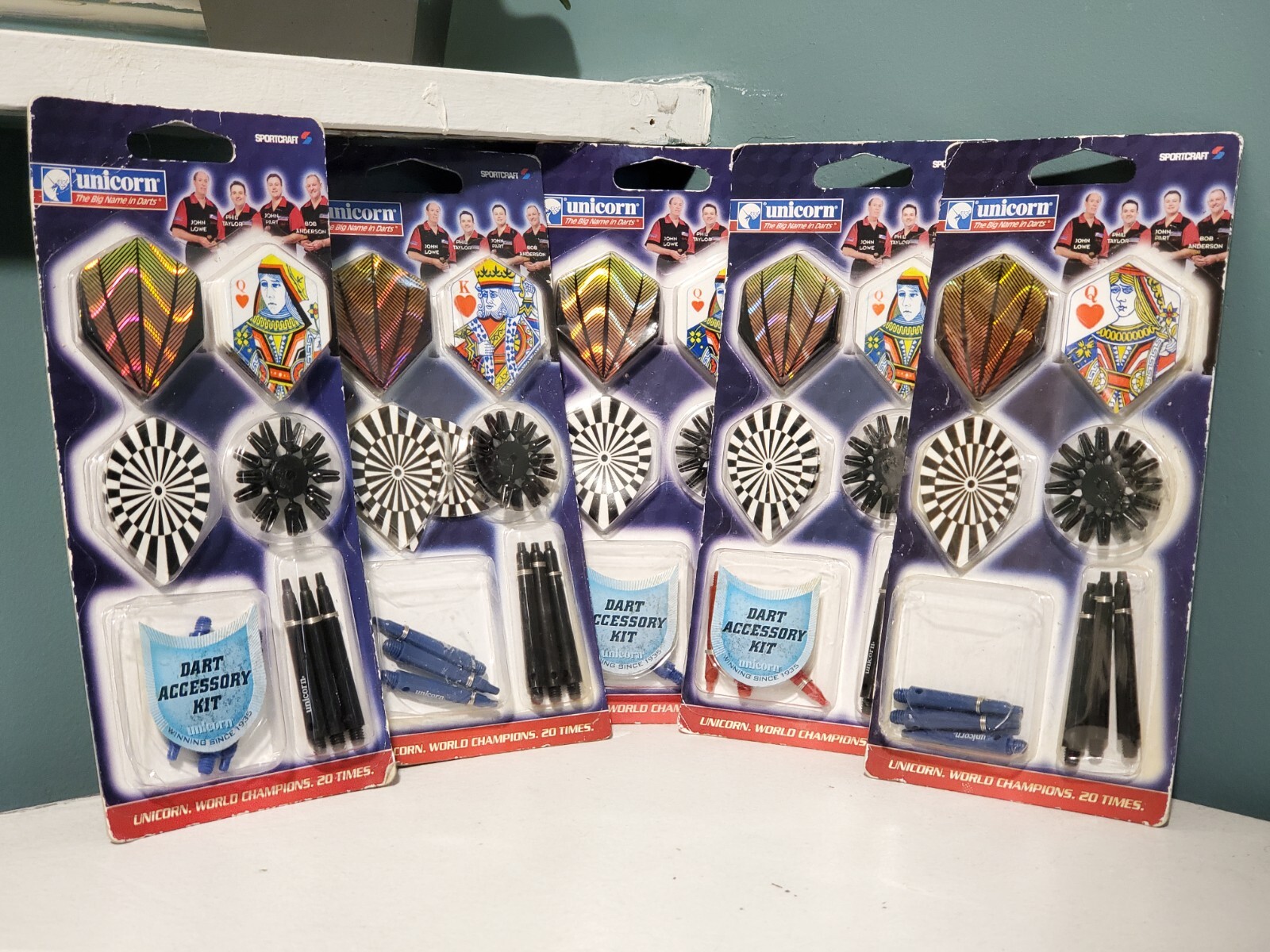 RARE 2008 Sportcraft Unicorn Darts Flight Accessory Kit Poker King Queen 5 Packs