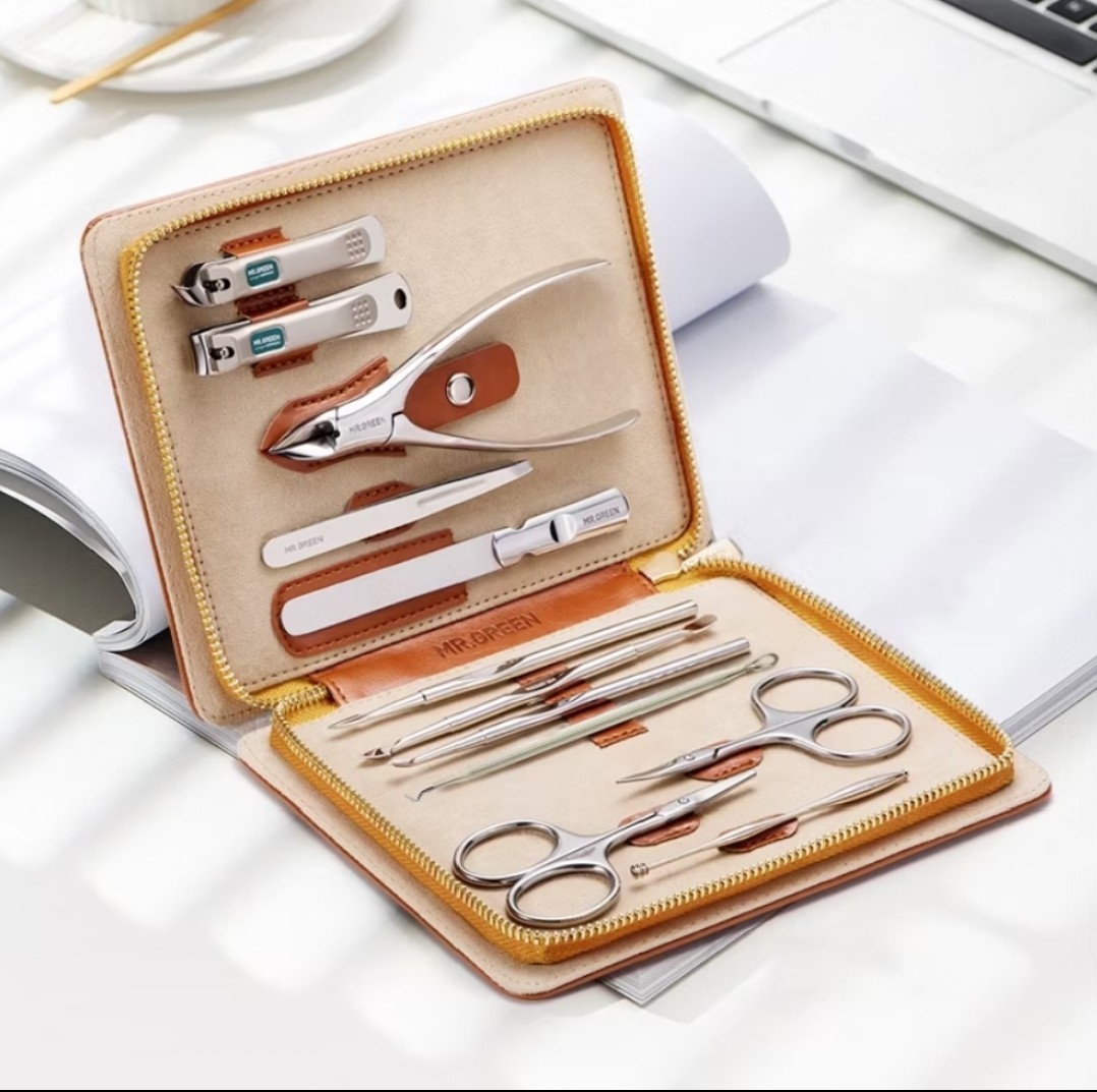 MR.GREEN Manicure Set 12 in 1 Full Function Nail Clippers Personal Care Tool OB