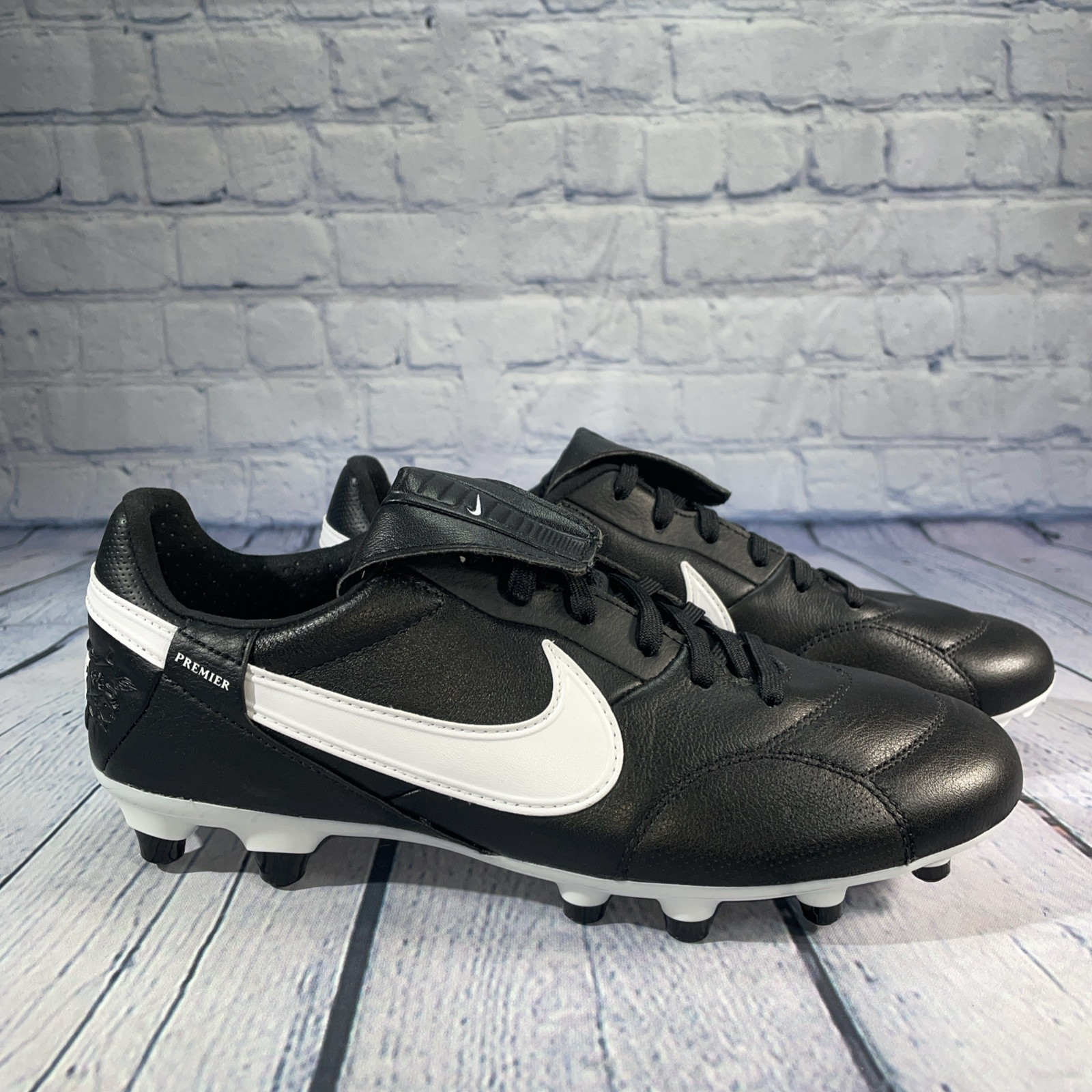 Nike Premier III 3 FG Soccer Cleats Black White Leather AT5889-010 Mens Sz 7