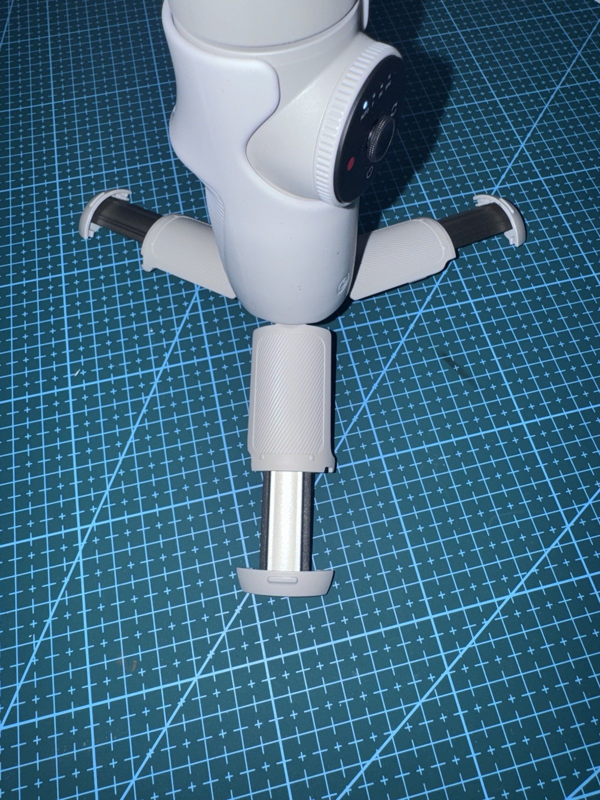 Insta360 Flow AI-Powered Gimbal Stabilizer