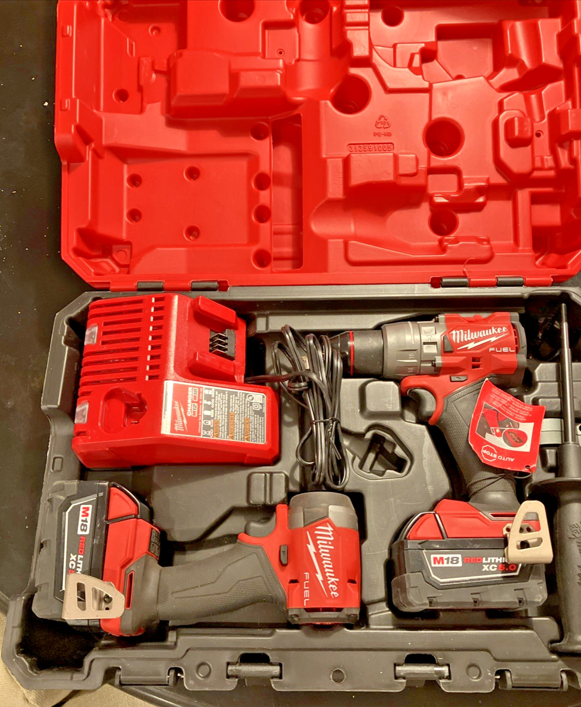 M18 FUEL 18V 2-Tool Combo Kit - 3697-22 WITH TWO BATTERIES AND CASE