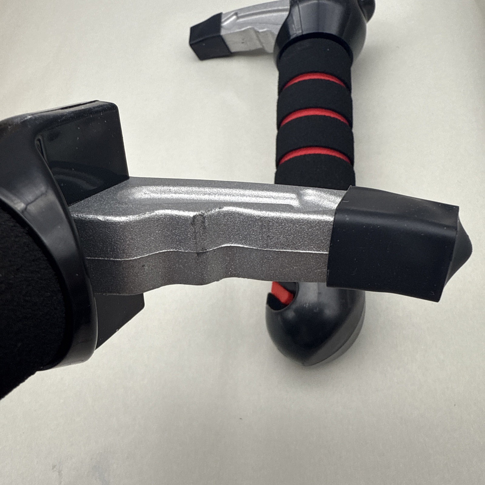 3 in 1 Car Door Handle for Elderly with Window Breaker Seatbelt Cutter *READ