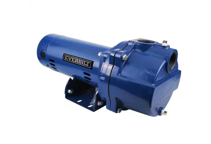 Everbilt 2 HP Cast Iron Lawn Irrigation Pump Barely used