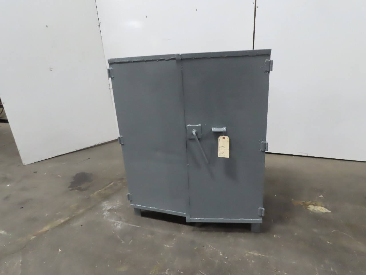Custom Fab 36" x 20" x 44" Tall Tool Storage Cabinet Steel Welded Seam Lockable