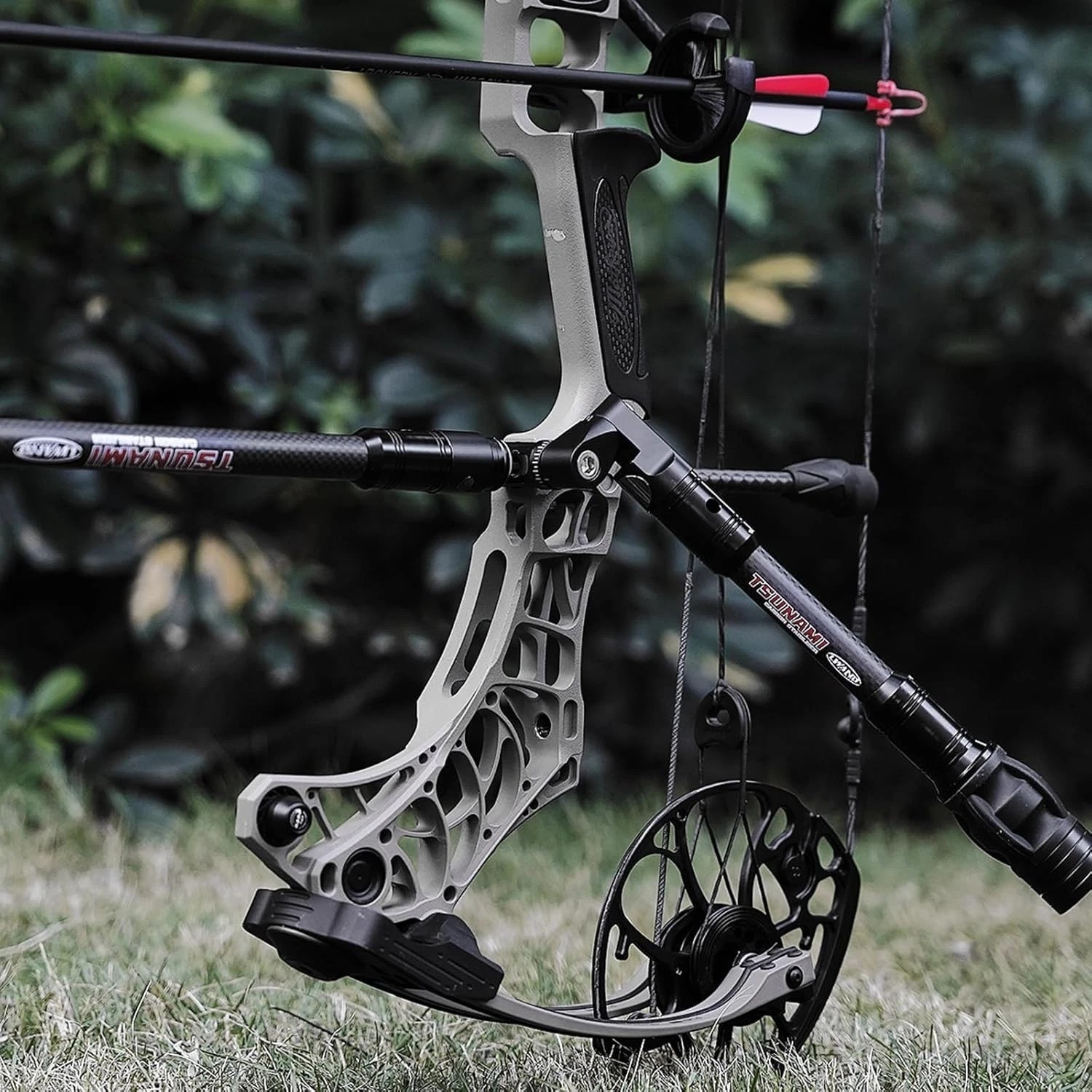Adjustable Single Side V-Bar Mount with Quick Disconnect for Bow Stabilization-~