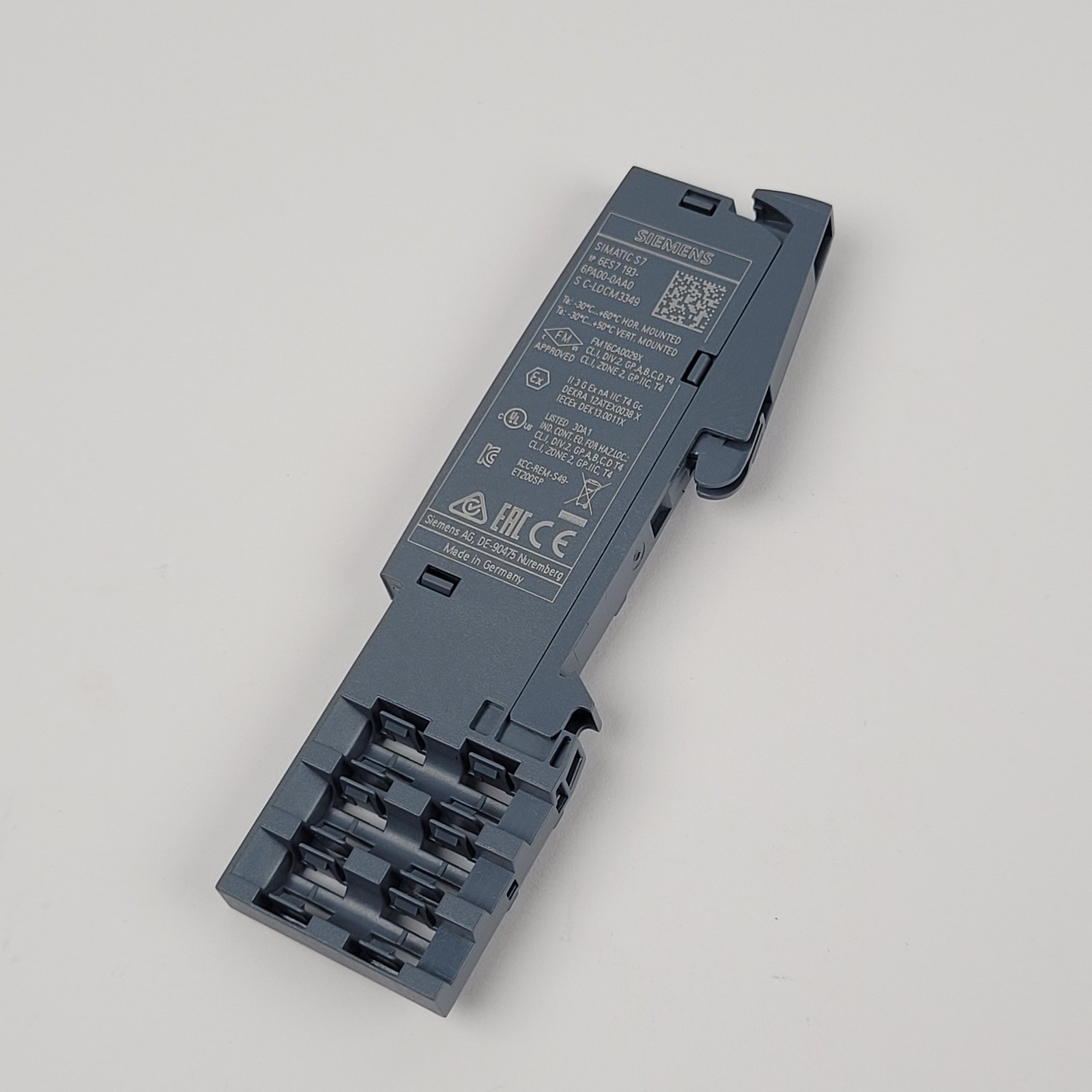 Siemens 6ES7193-6PA00-0AA0 SIMATIC ET 200SP Server Module, 6ES7 193-6PA00-0AA0