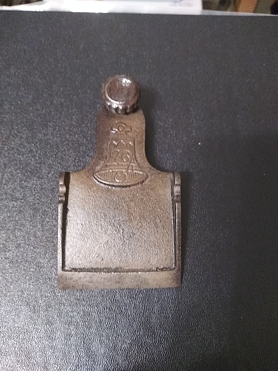 STANLEY NO. 129 LIBERTY BELL PLANE PART LEVER CAP W/ THUMB SCREW