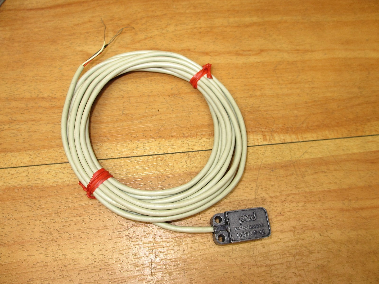 PHD 10688-2-12 *NEW OLD STK* Hall Effect Sensor