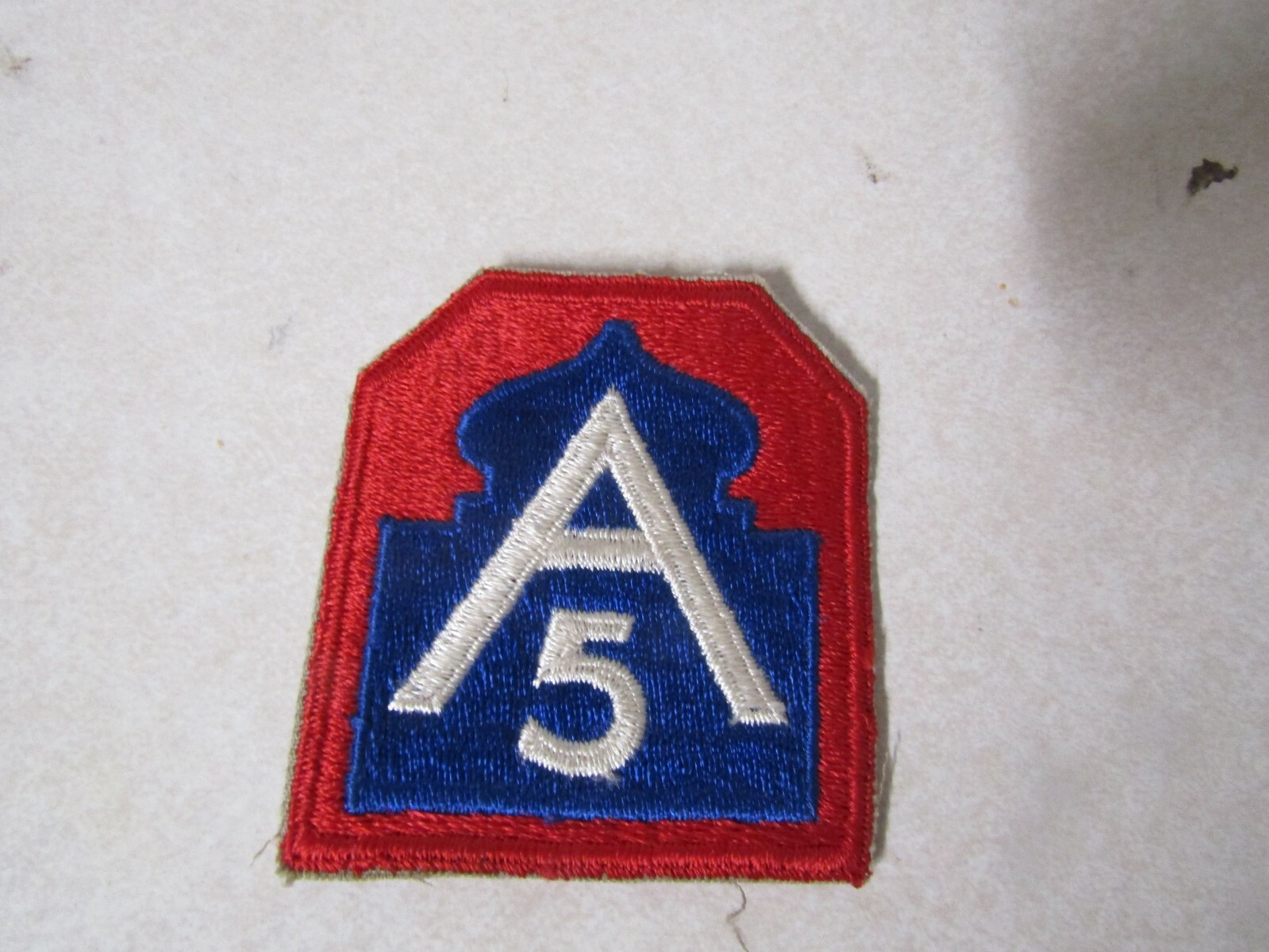 MILITARY PATCH US ARMY COLORED SEW ON WW2 ERA NO GLOW 5TH ARMY
