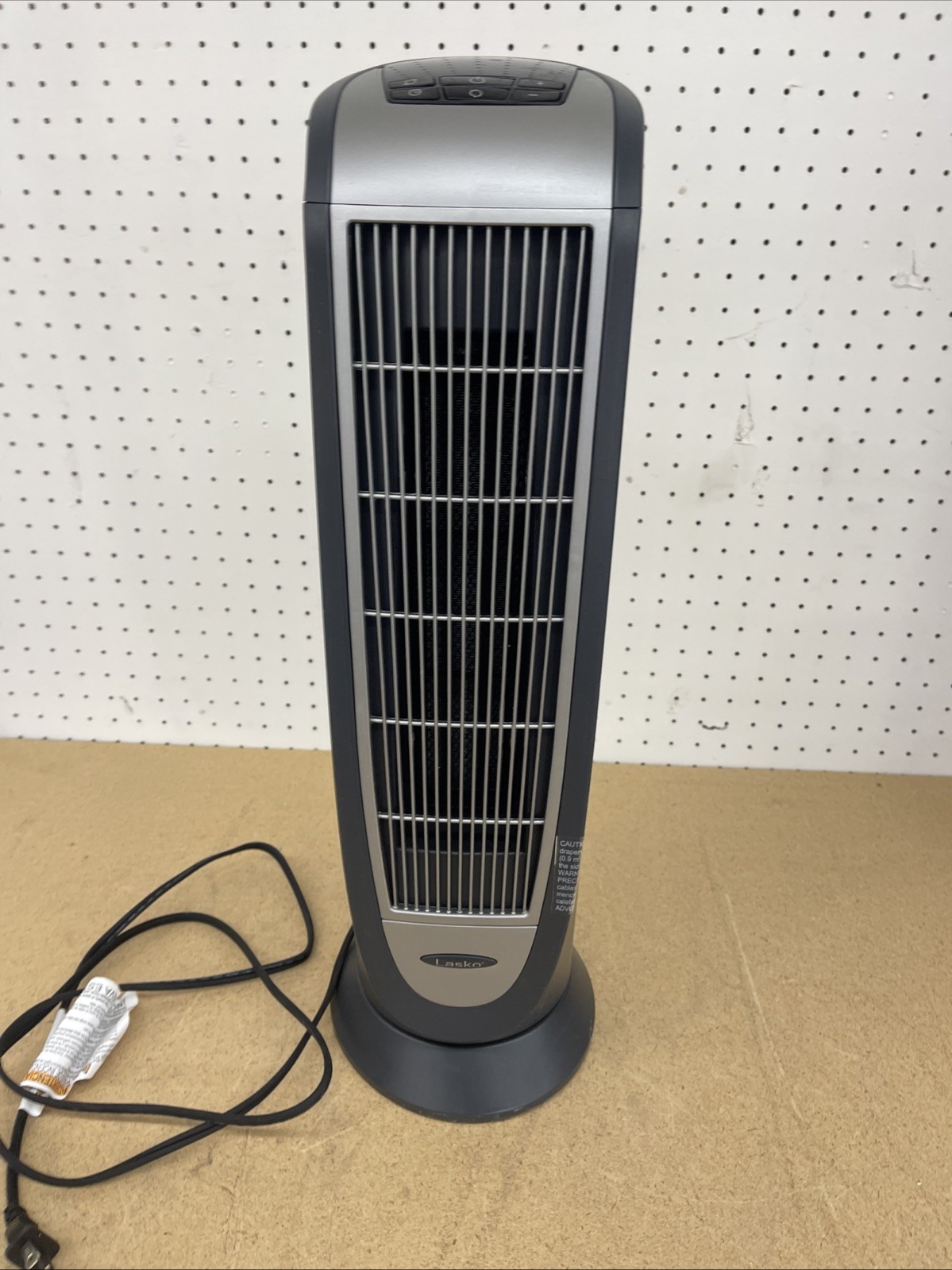 Lasko Tower 23 in. 1500-Watt Electric Ceramic Oscillating NO REMOTE