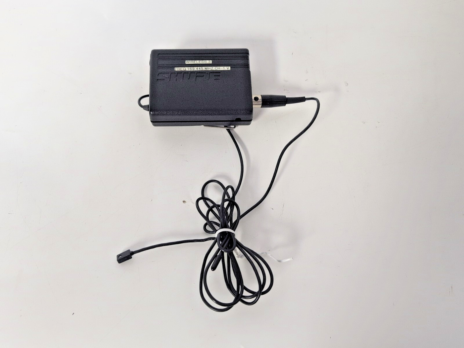 Shure LX1-V Bodypack Transmitter  169.445 MHz
