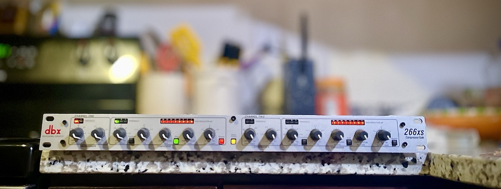 dbx Compressor Limiter Gate Vintage Stereo Professional Analog Processor Tested