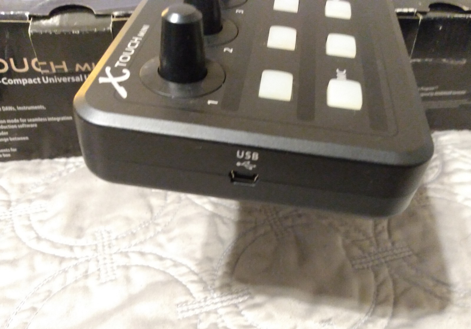 Behringer X-Touch Mini Universal USB MIDI Controller Ultra Compact