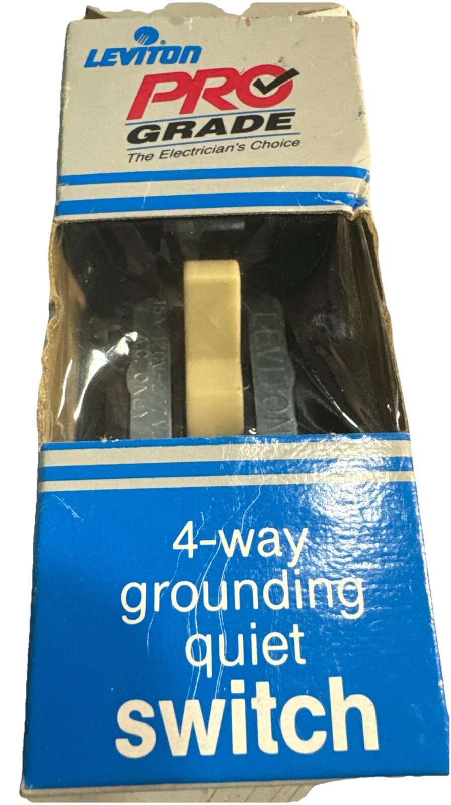 NEW Leviton 5504-2IS 4-Way Grounding Quiet Toggle Wall Light Switch 15A Ivory