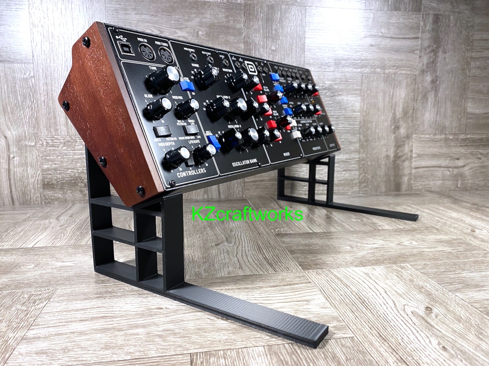B-STOCK / Basic Stand for Behringer Model D / PRO 1 / Neutron / K2 / WASP / CAT
