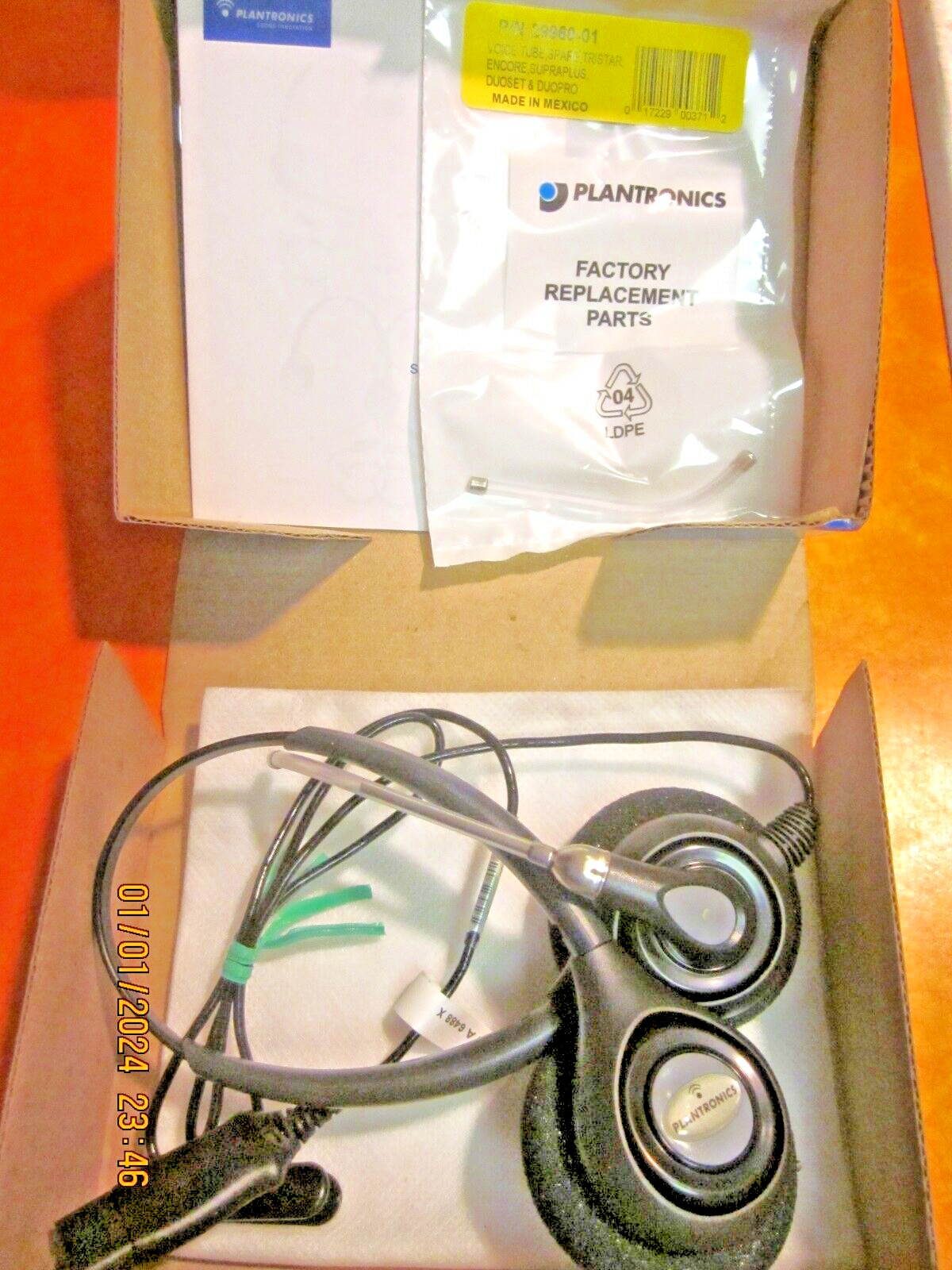 Plantronics HW261 - P/N 64337-31 corded headset / with extra voice tube