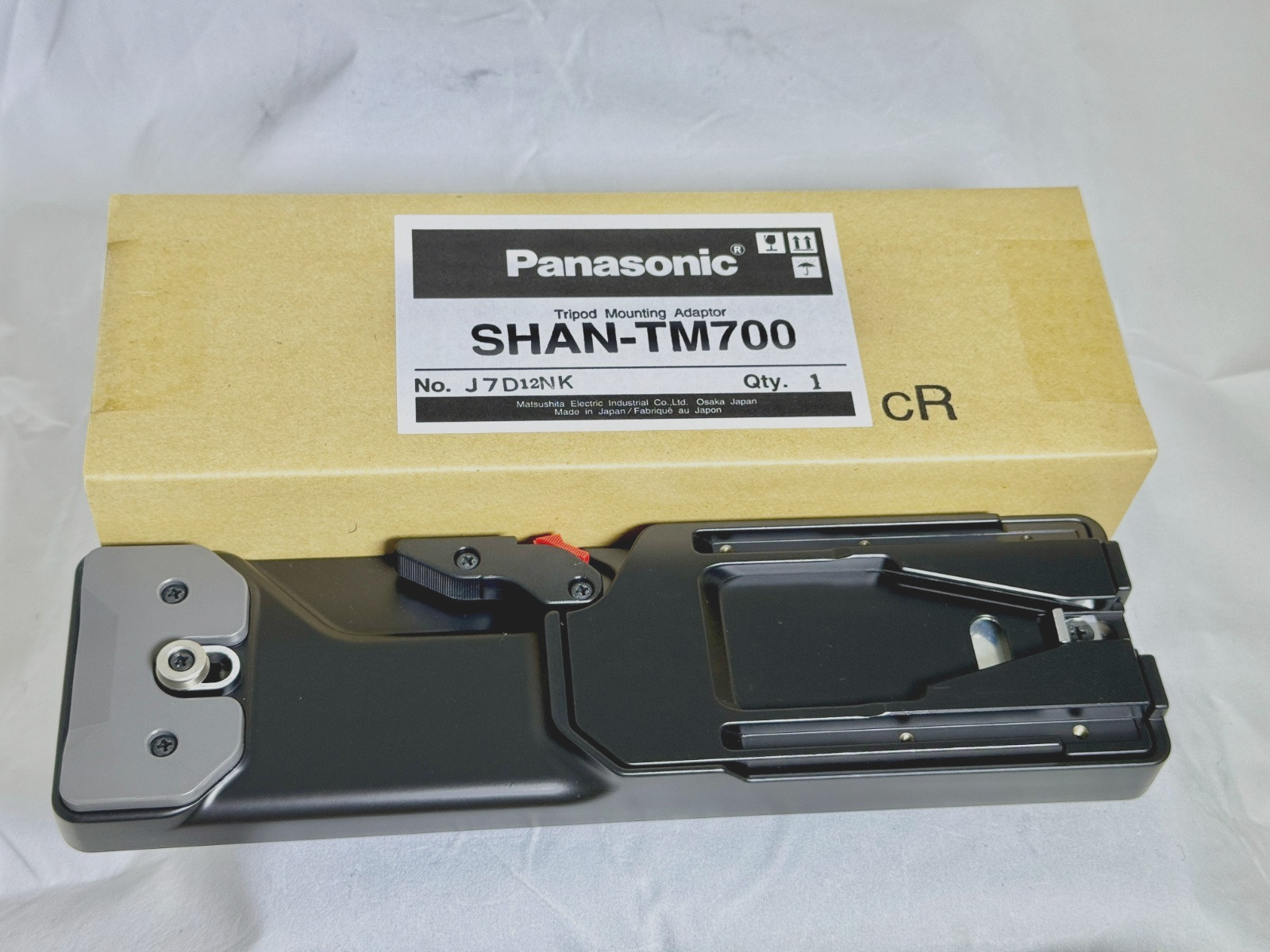 Panasonic SHAN-TM700 tripod mounting adaptor