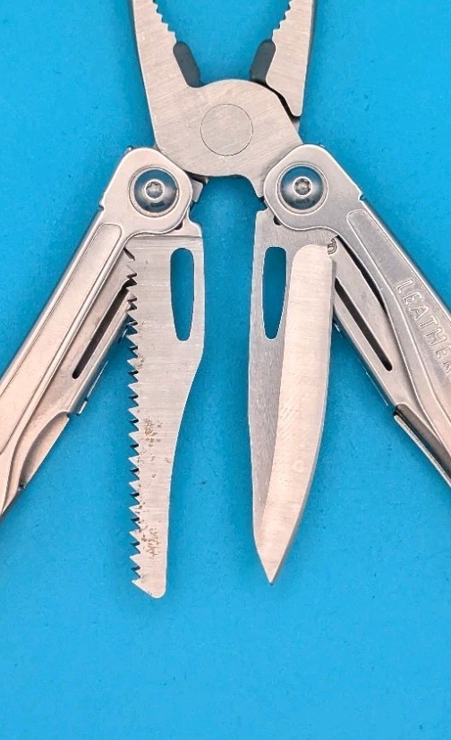 LEATHERMAN WINGMAN MULTI-TOOL! FAST SHIPPING!