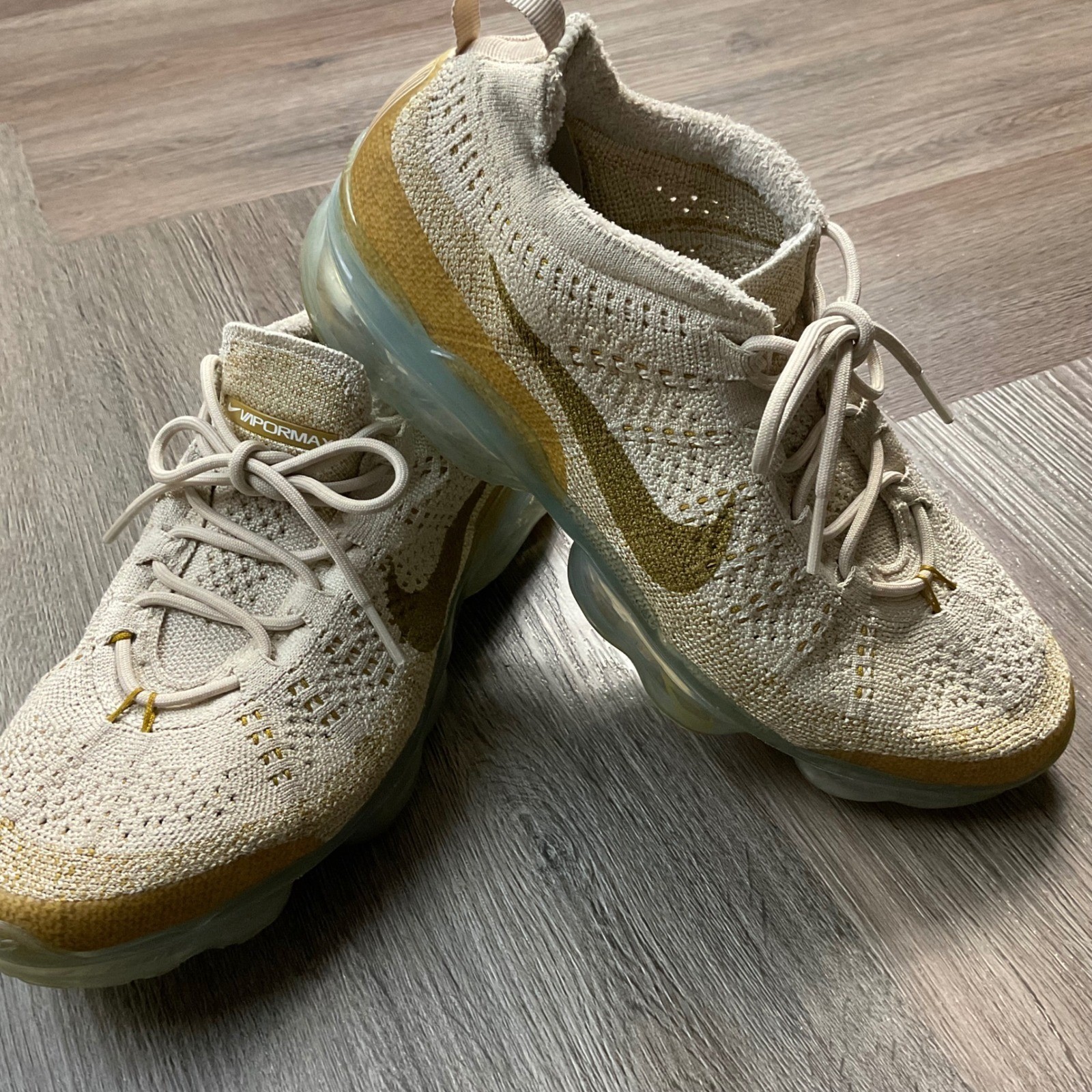 Nike Air VaporMax 2023 Flyknit Mens 8.5/ W10 Sand Drift Running Shoes DV1678-100