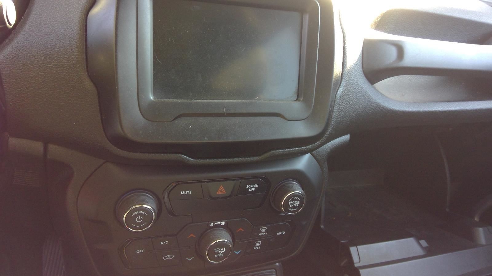 RENEGADE 2018 Glove Box 5030224