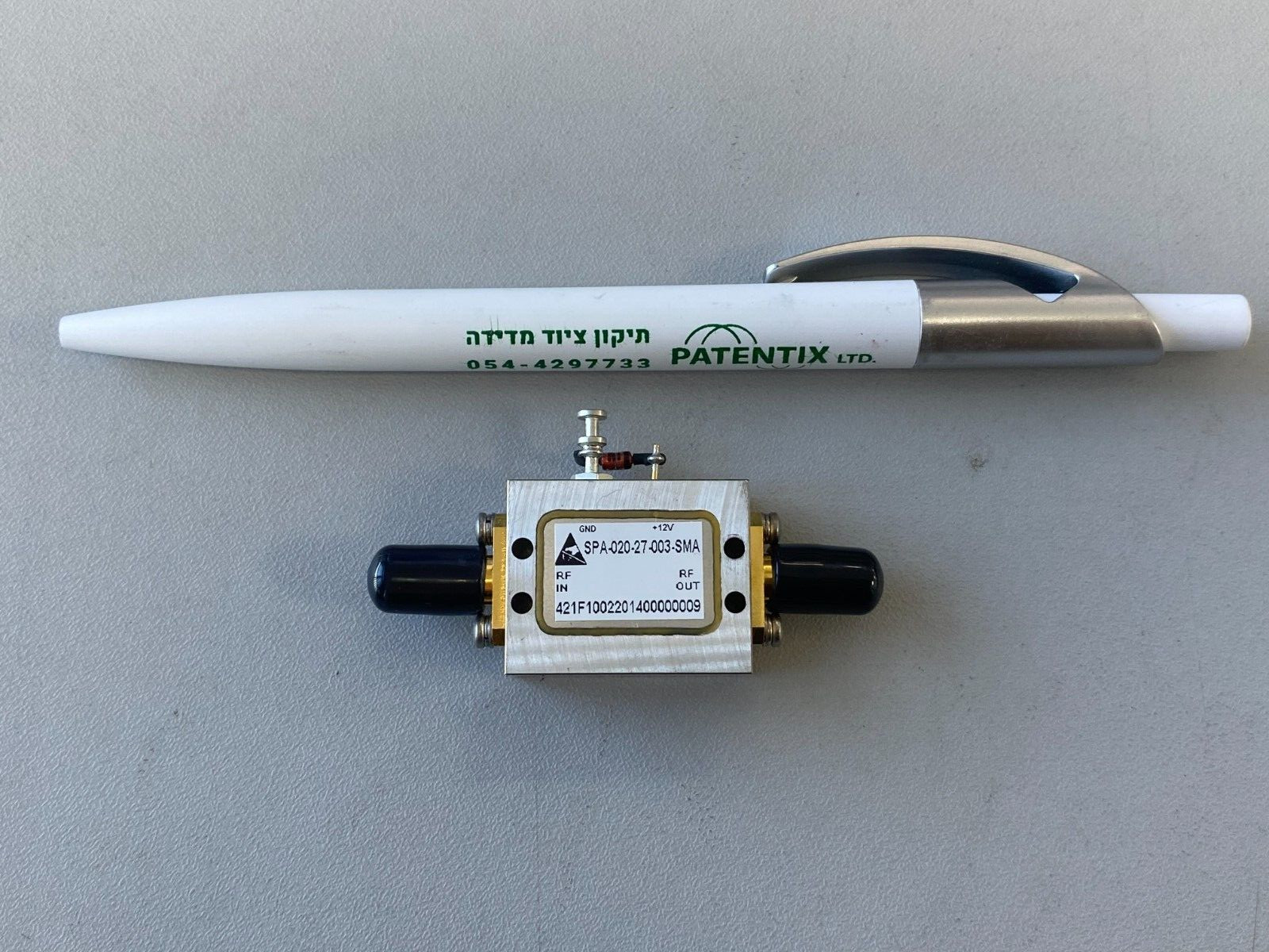 RF AMPLIFIER 0.5-2.5GHz 30db 27dbm 12V 0.2A SPA-020-27-003-SMA