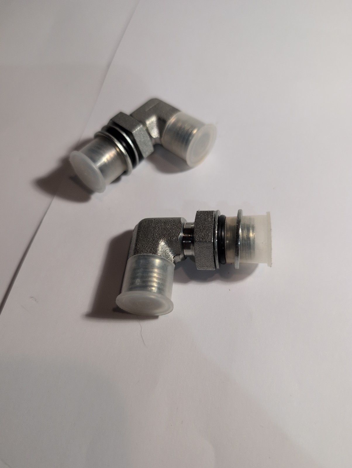 (2) M14x1.5 Din 90° Male To Male Chinese Mini Excavator And Attachments Fitting
