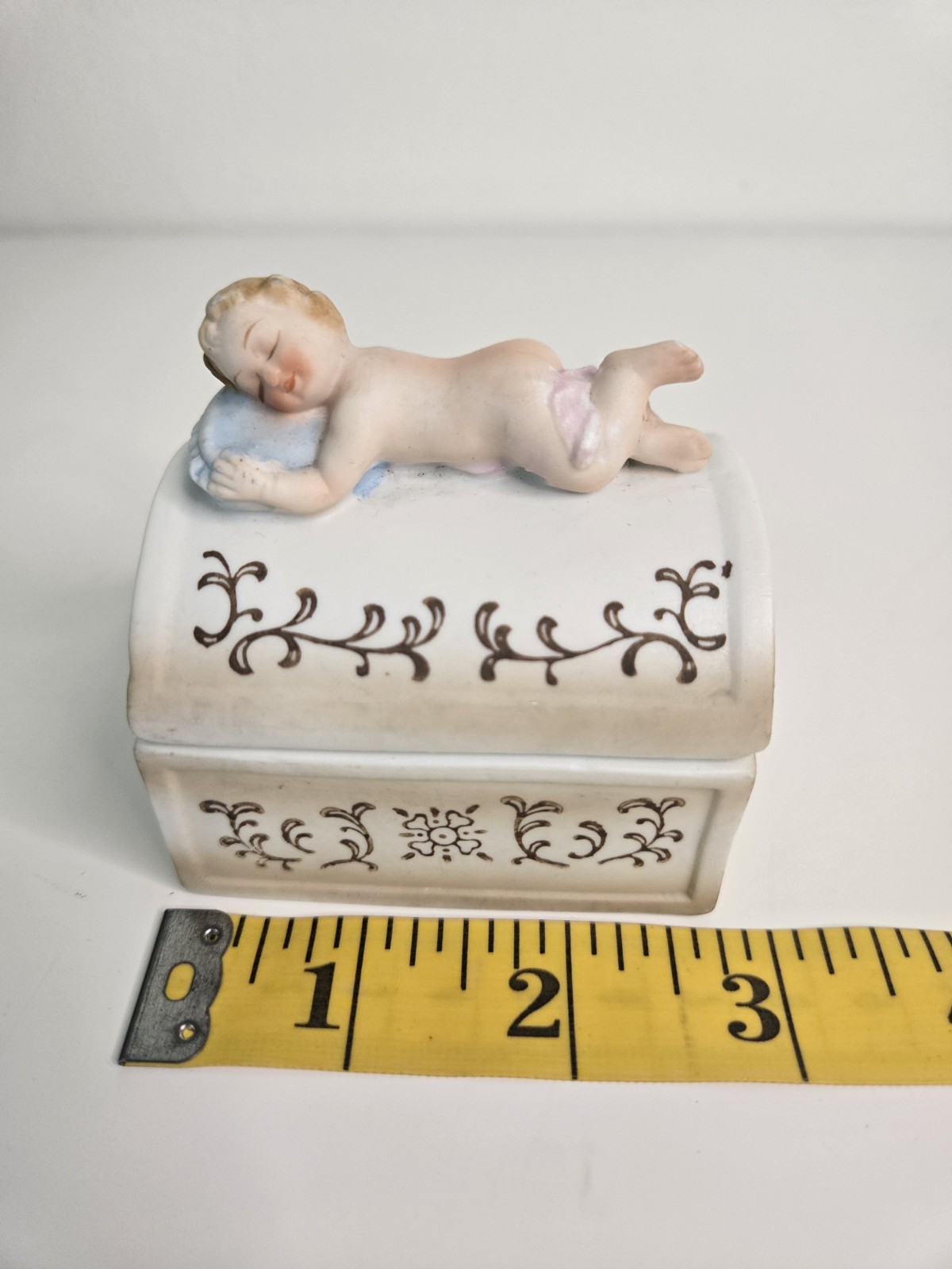 Lefton China KW 2710 - Baby Keepsake Trinket Box Hand Painted