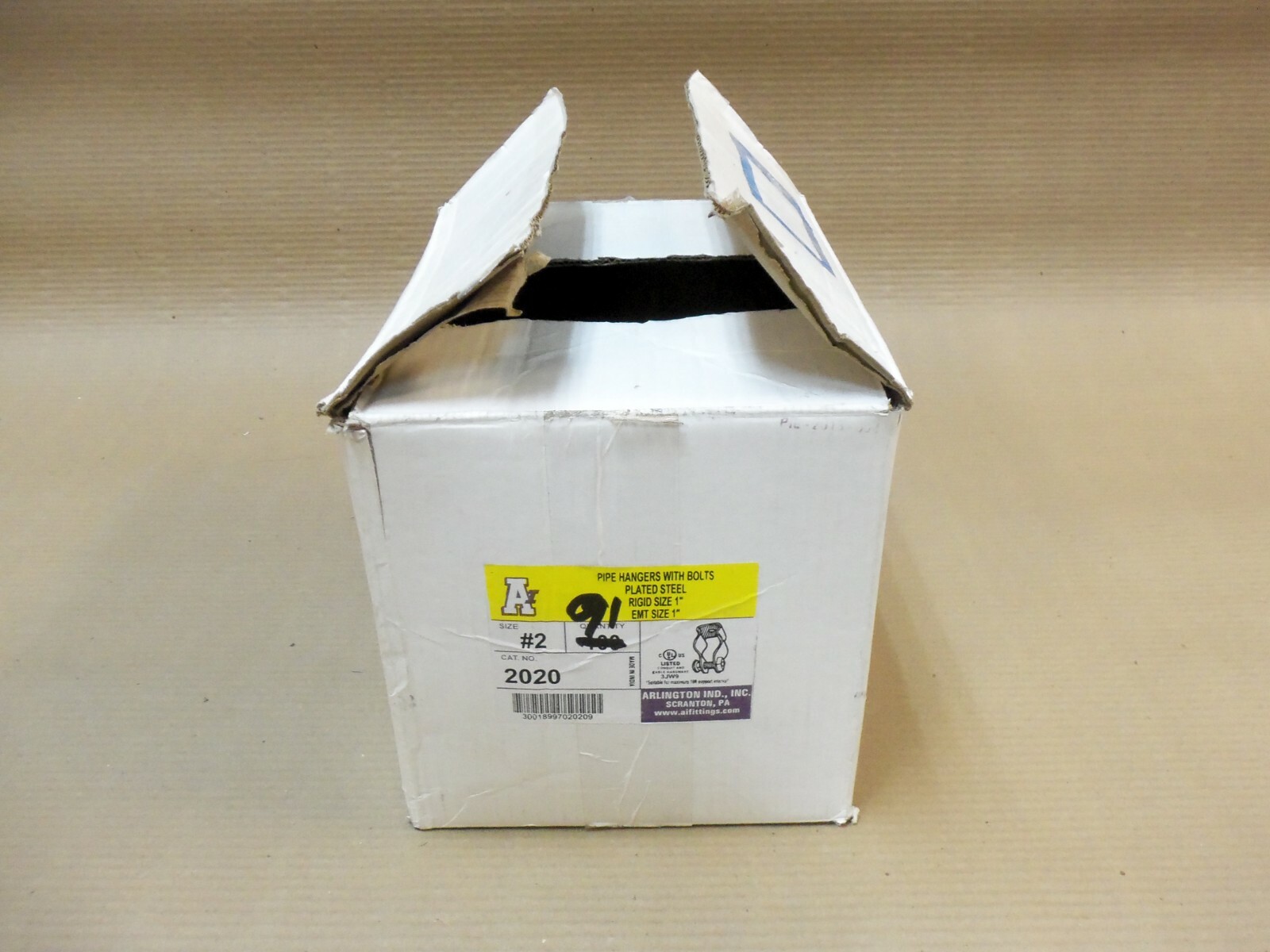 NEW ARLINGTON 2020 #2 1" EMT/RIGID PIPE HANGERS WITH BOLTS BOX OF 91 "AK"